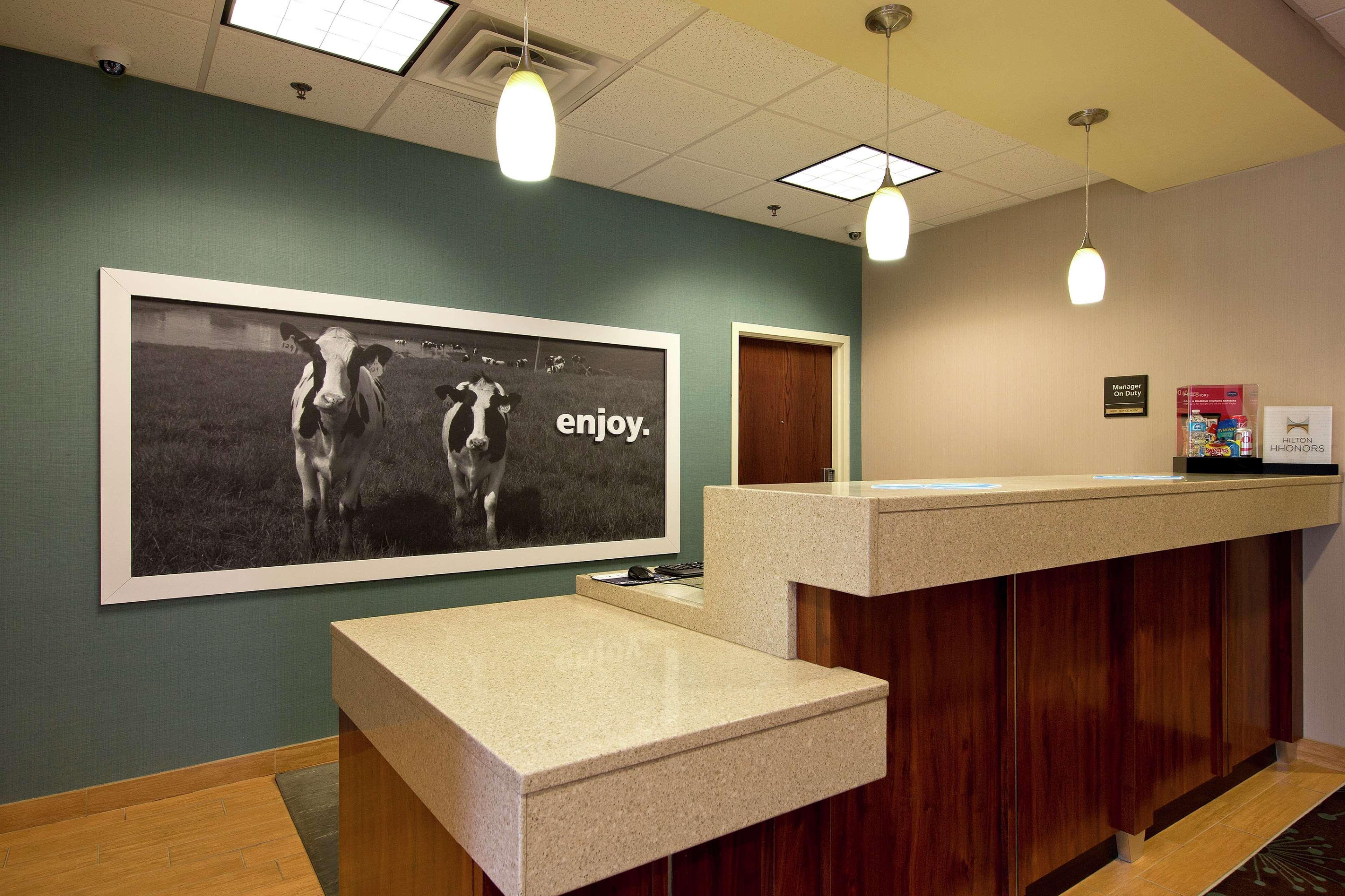 Hampton Inn Inwood Екстер'єр фото