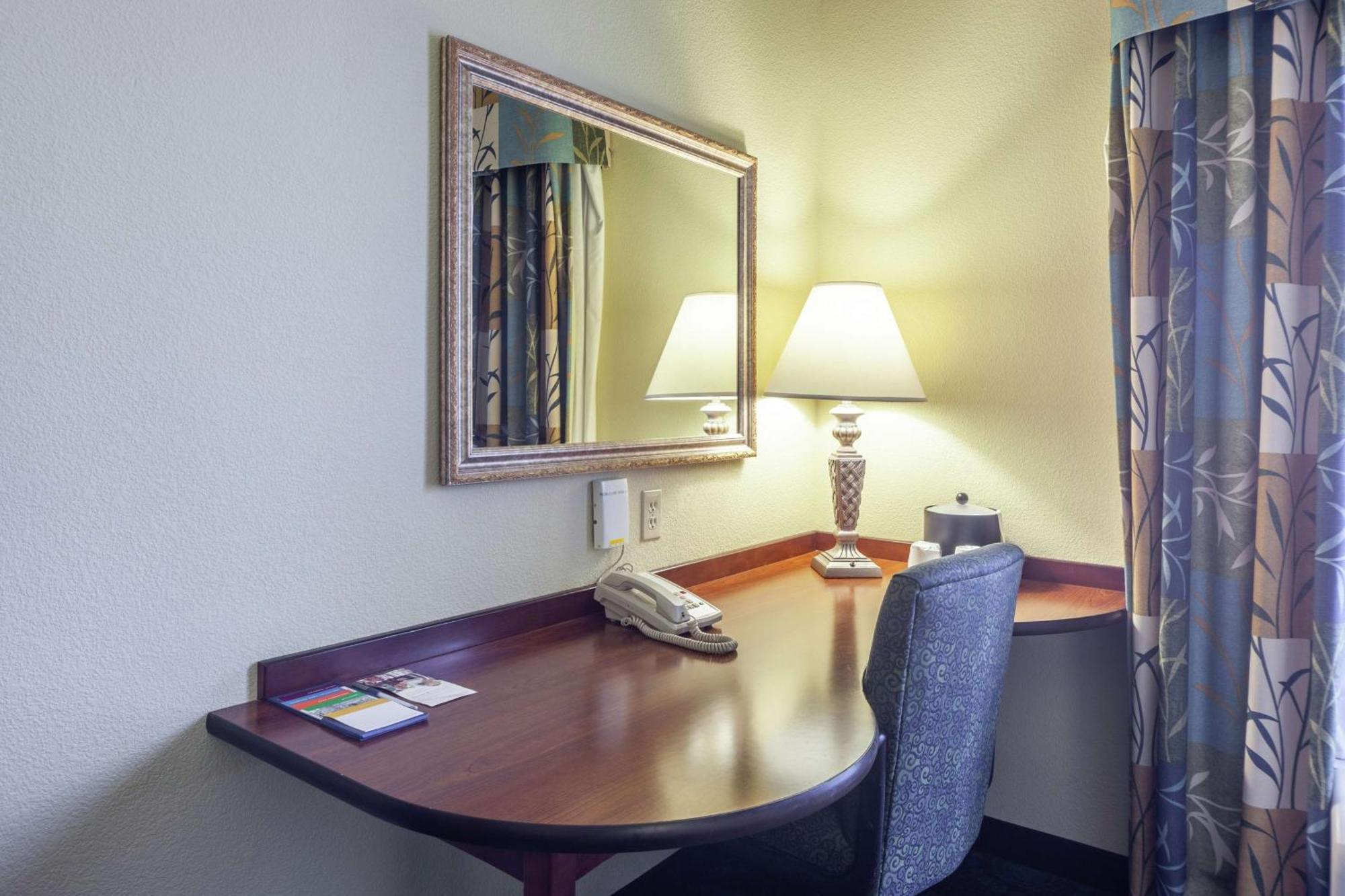 Hampton Inn Inwood Екстер'єр фото